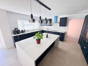 Photo 12- click for photo gallery